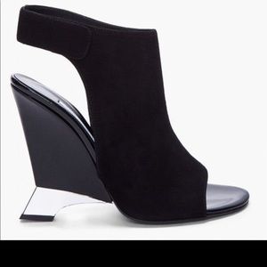 Diane von Furstenberg slingback bootie/sandal
